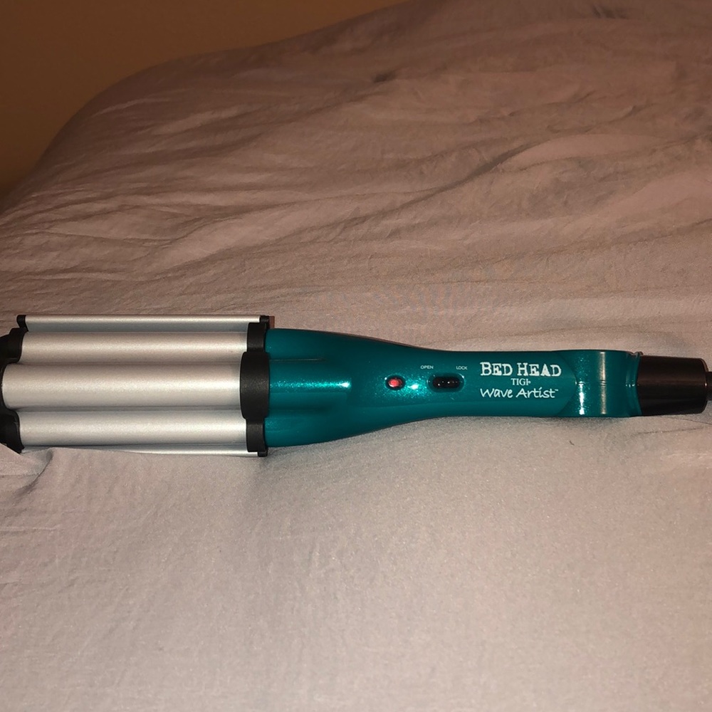 Bedhead waver